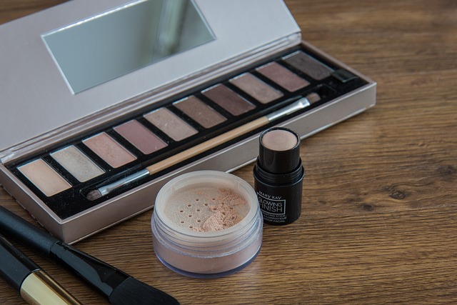 Czy można używać korektora zamiast podkładu? Czy można używać korektora zamiast podkładu?